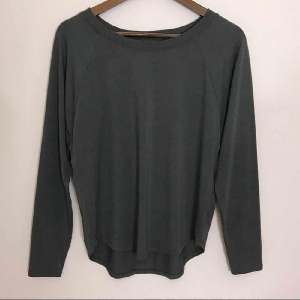 Athleta Topanga Mesh Back Top Long Sleeve Gray Boat Neck Lounge Athleisure Yoga
